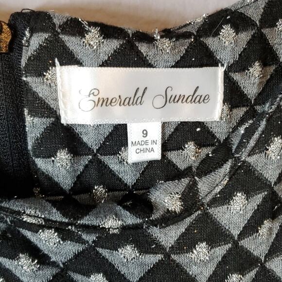 Emerald Sundae Skater Dress, Geometric Dots - Picture 6 of 7